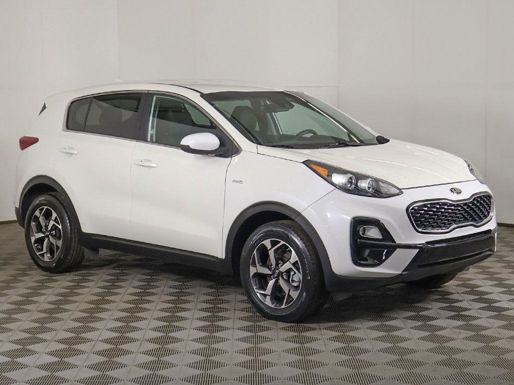 2022 Kia Sportage LX photo 2