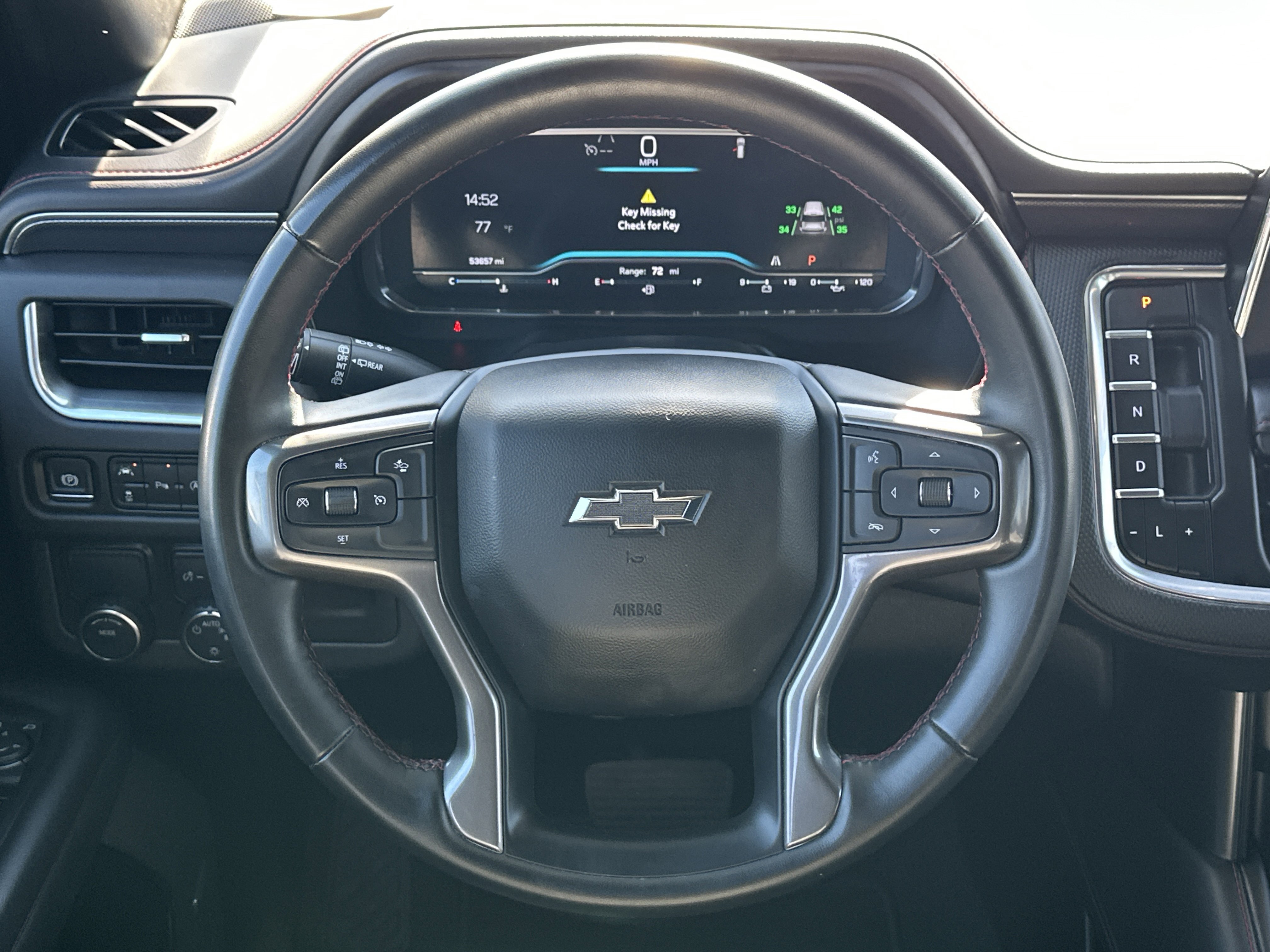 2024 Chevrolet Suburban RST photo 2