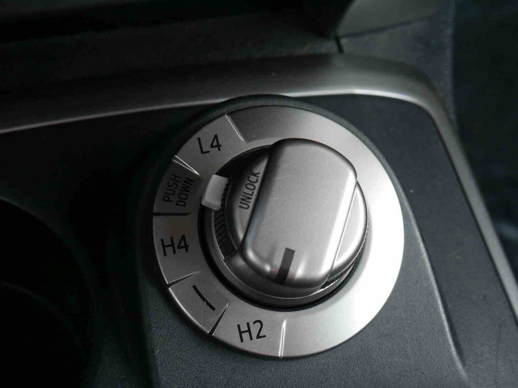 2024 Toyota 4Runner SR5 Premium photo 37