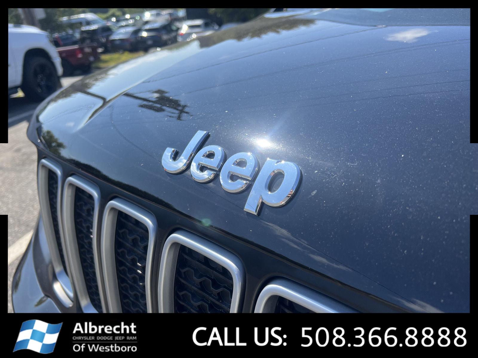 2022 Jeep Renegade Latitude photo 9