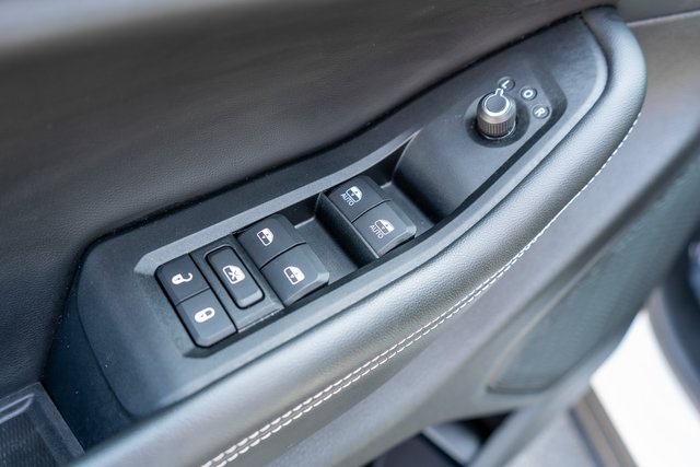 2023 Jeep Grand Cherokee Altitude photo 12