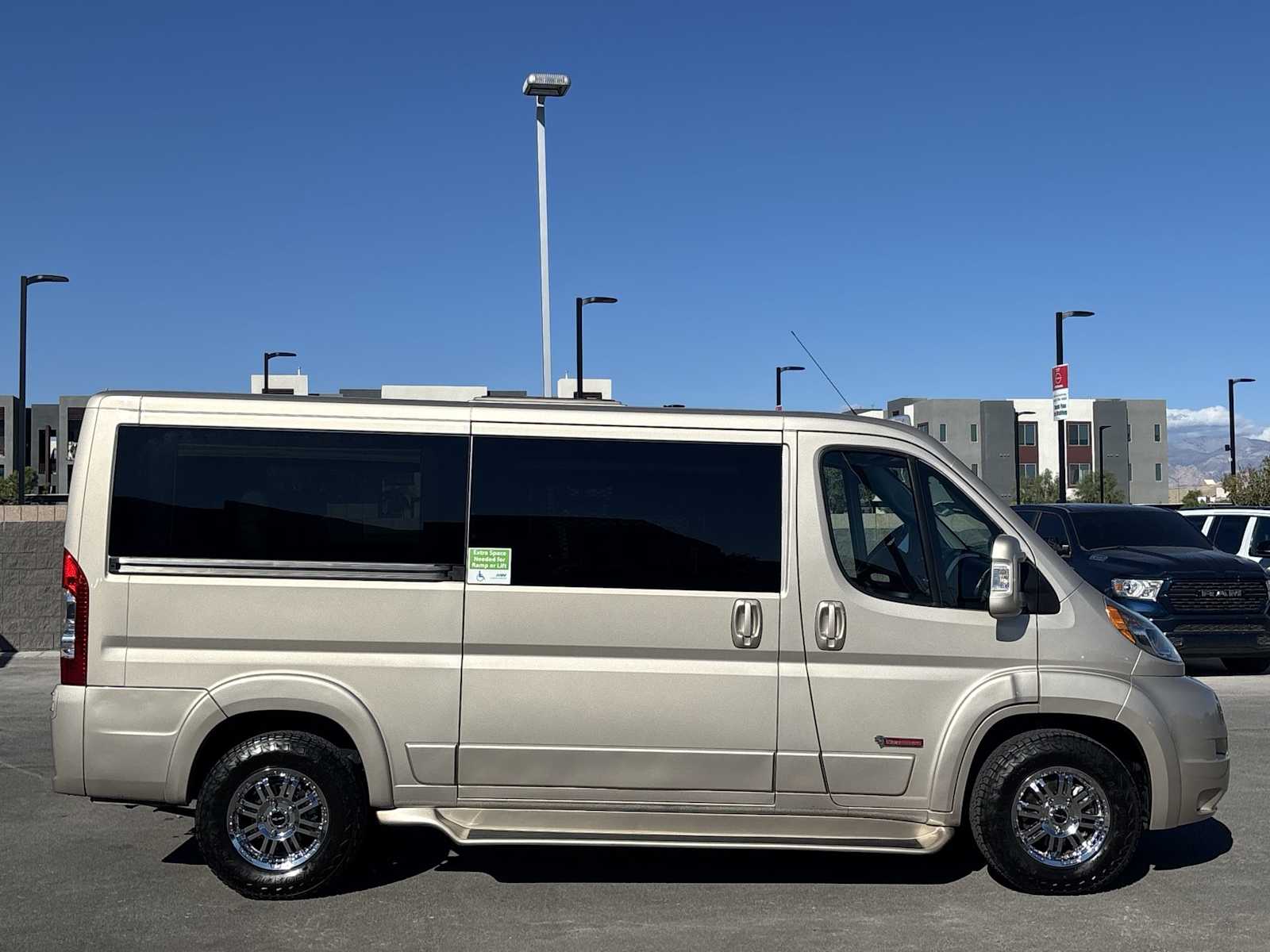 2019 Ram ProMaster 1500 photo 8