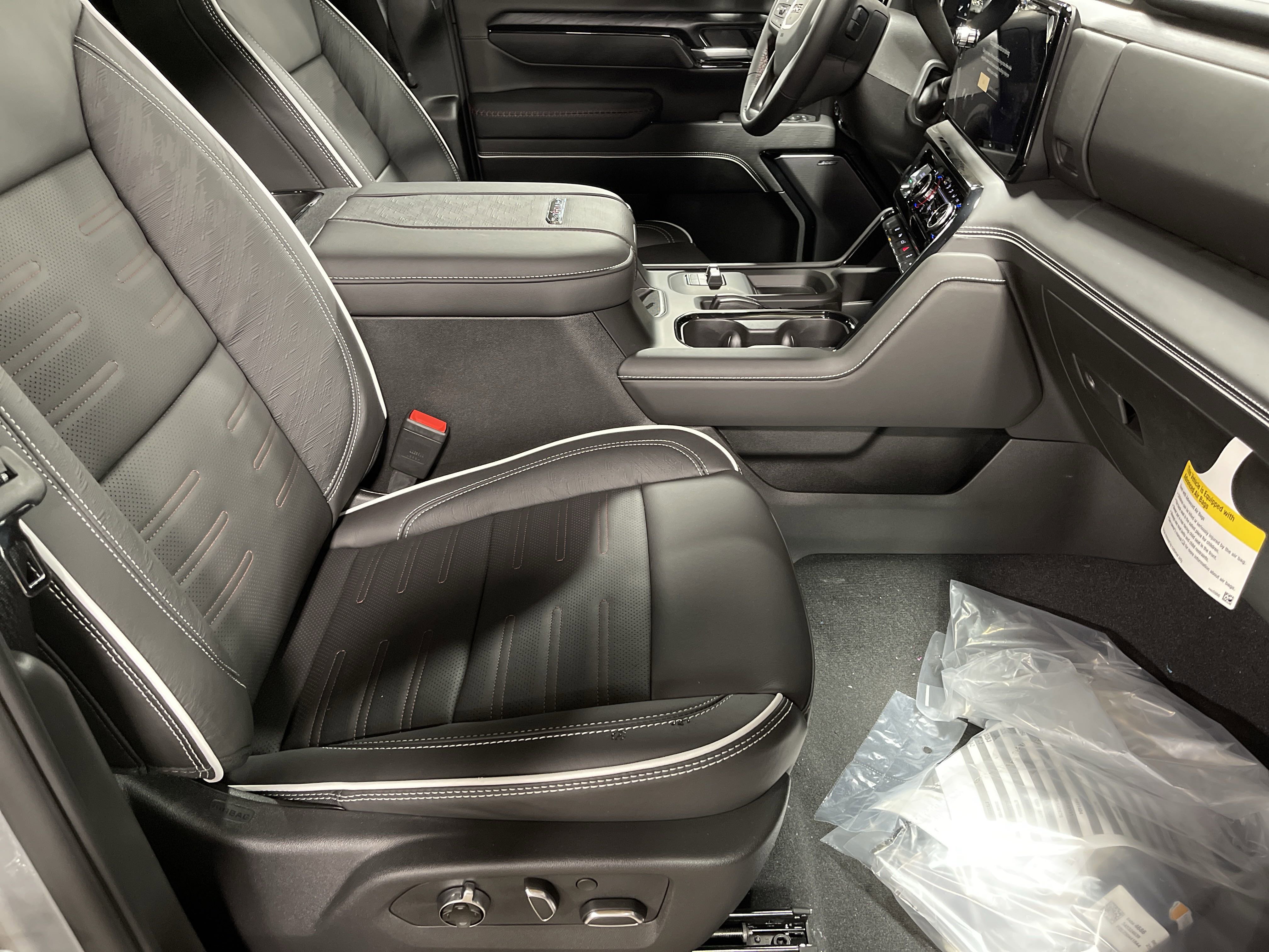 2025 Gmc Sierra 2500 HD AT4X photo 5