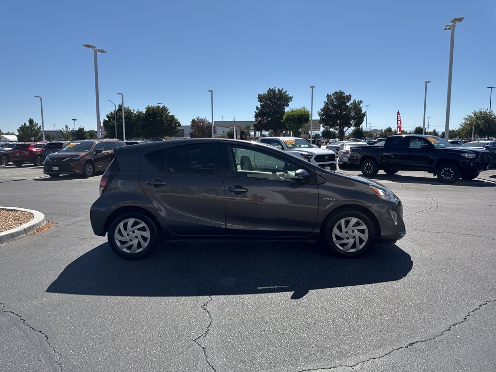 2015 Toyota Prius C One photo 5