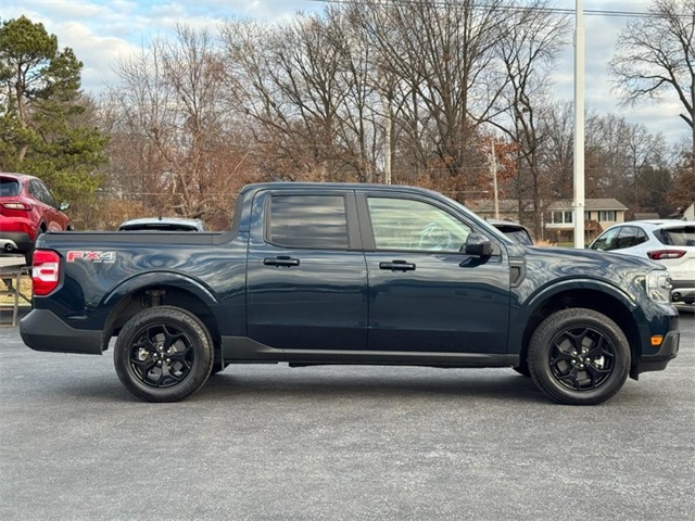 2022 Ford Maverick Lariat's photo