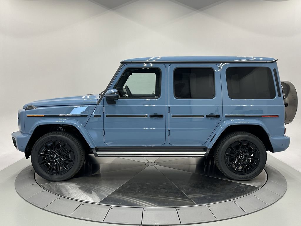 2025 Mercedes Benz G photo 3