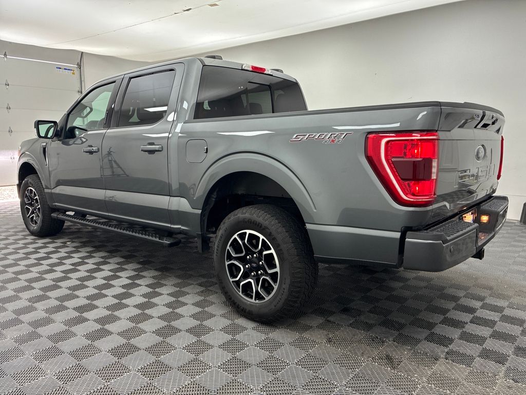 2023 Ford F-150 XLT photo 3