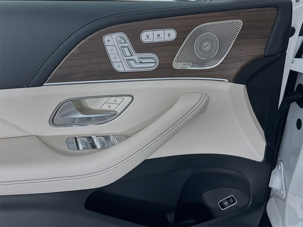 2026 Mercedes Benz GLE 450 4MATIC photo 17