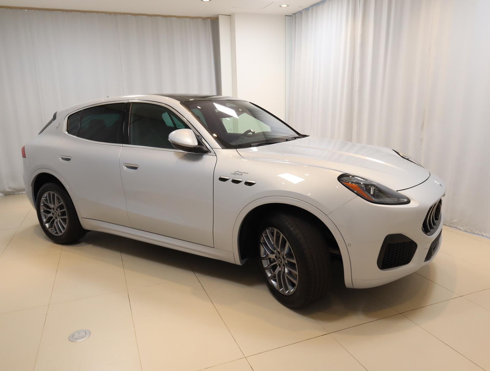 New 2024 Bianco Astro Metallic Maserati GT AWD image 7