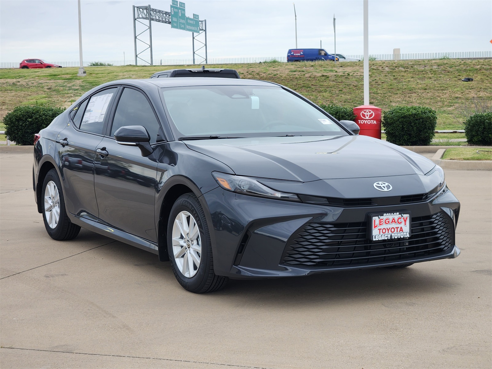 2025 Toyota Camry LE photo 2