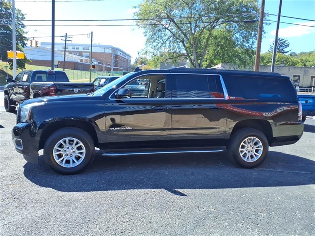 2020 Gmc Yukon XL SLT photo 6