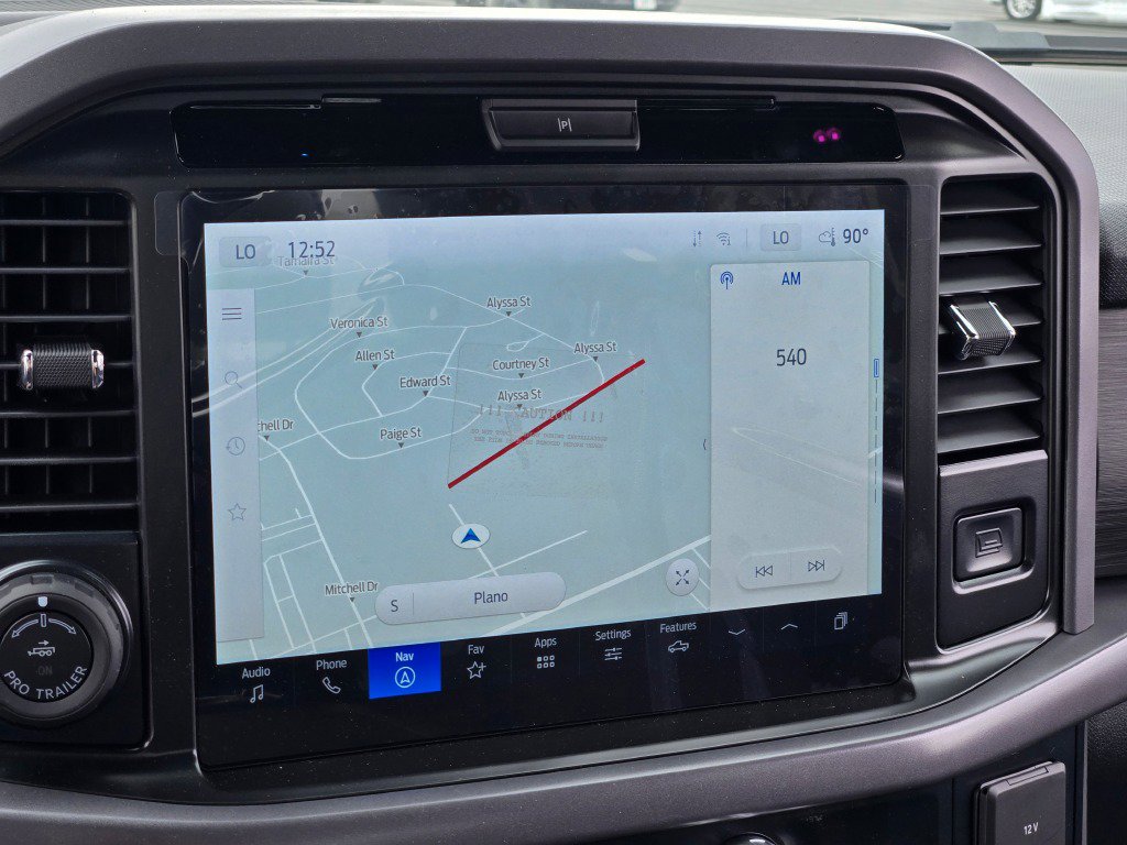 2025 Ford F-150 XLT photo 22
