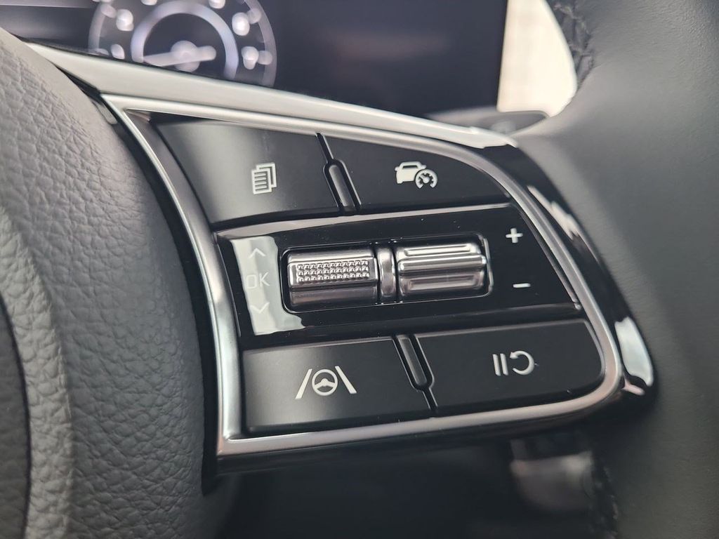2026 Kia Seltos EX photo 25