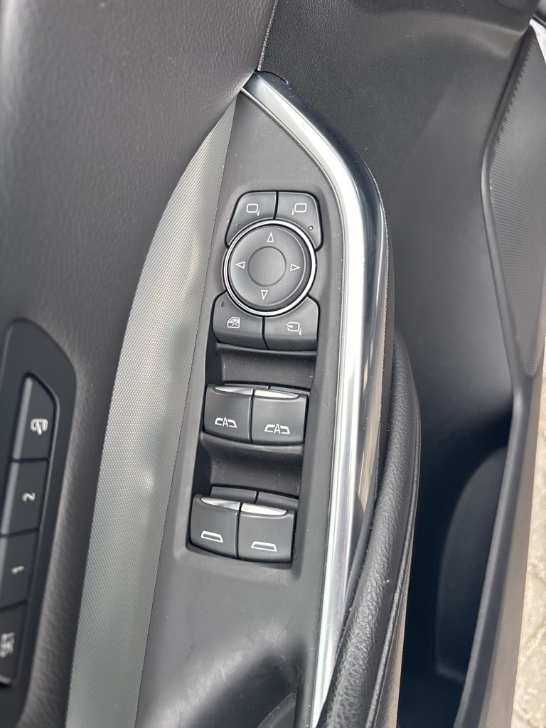 2023 Cadillac XT4 Premium Luxury photo 18