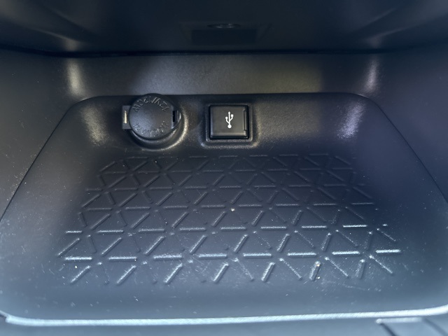 2022 Toyota RAV4 Hybrid LE photo 29