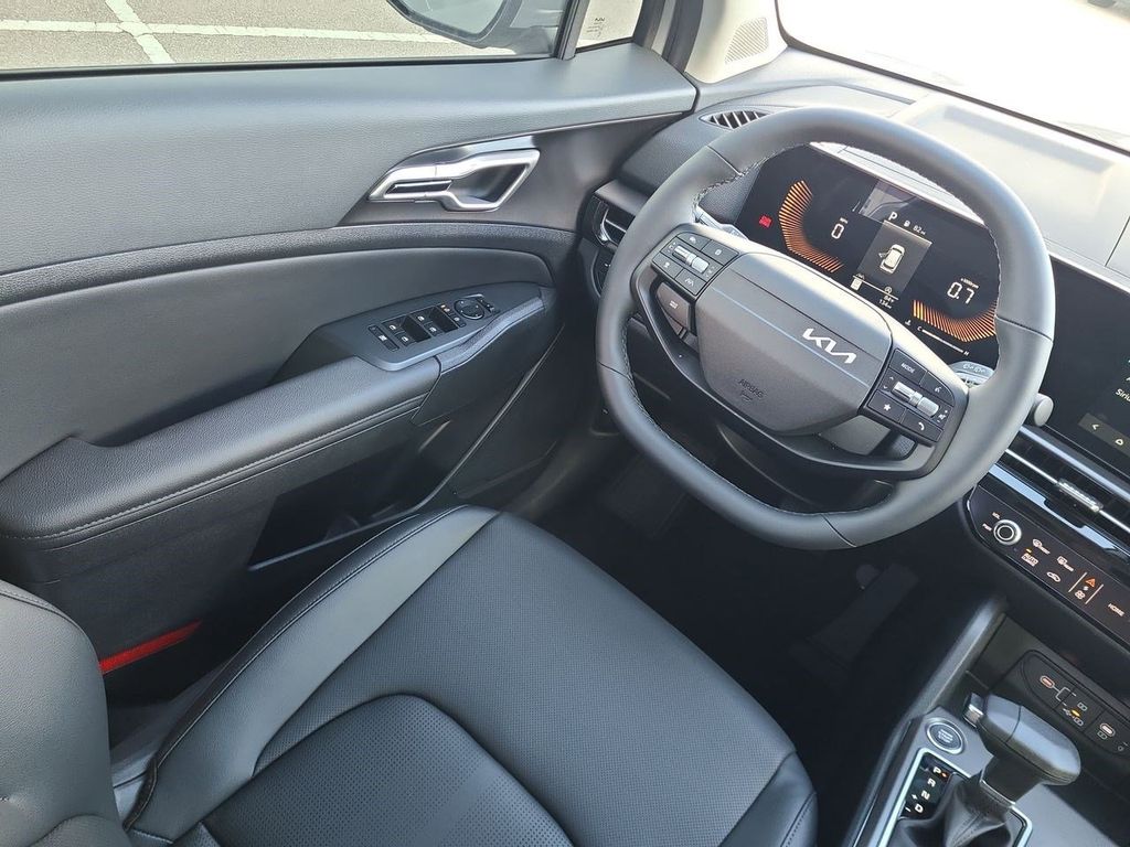 2026 Kia Sportage EX photo 15