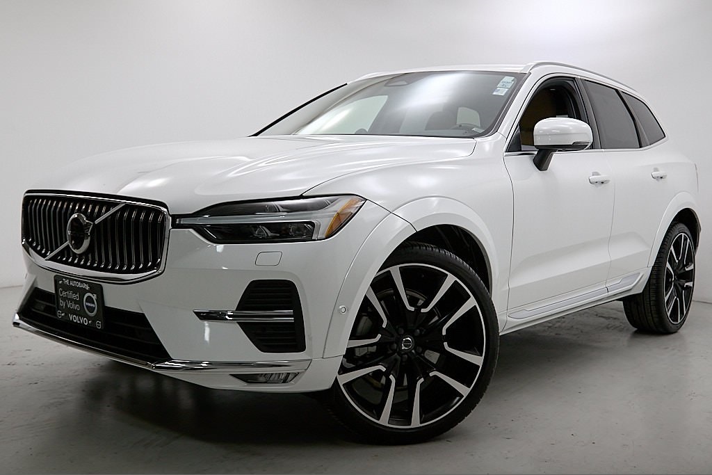 2023 VOLVO XC60 - Image 1
