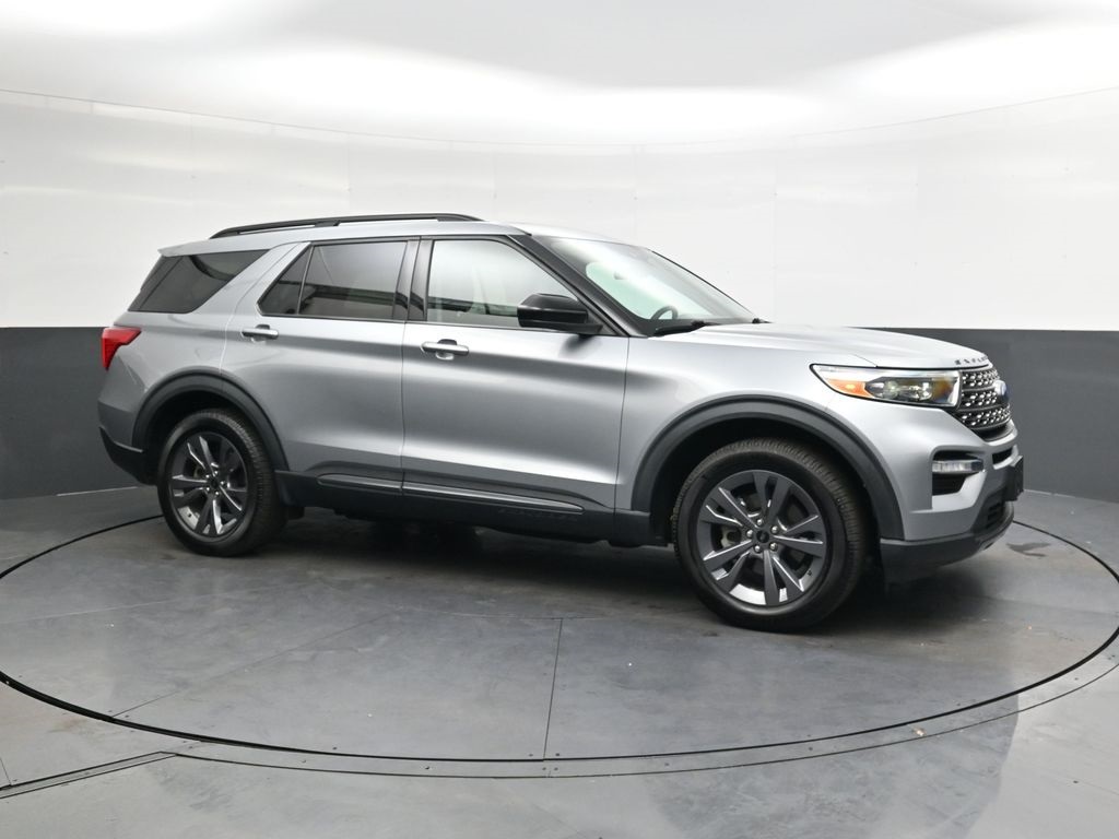 2022 Ford Explorer XLT photo 4