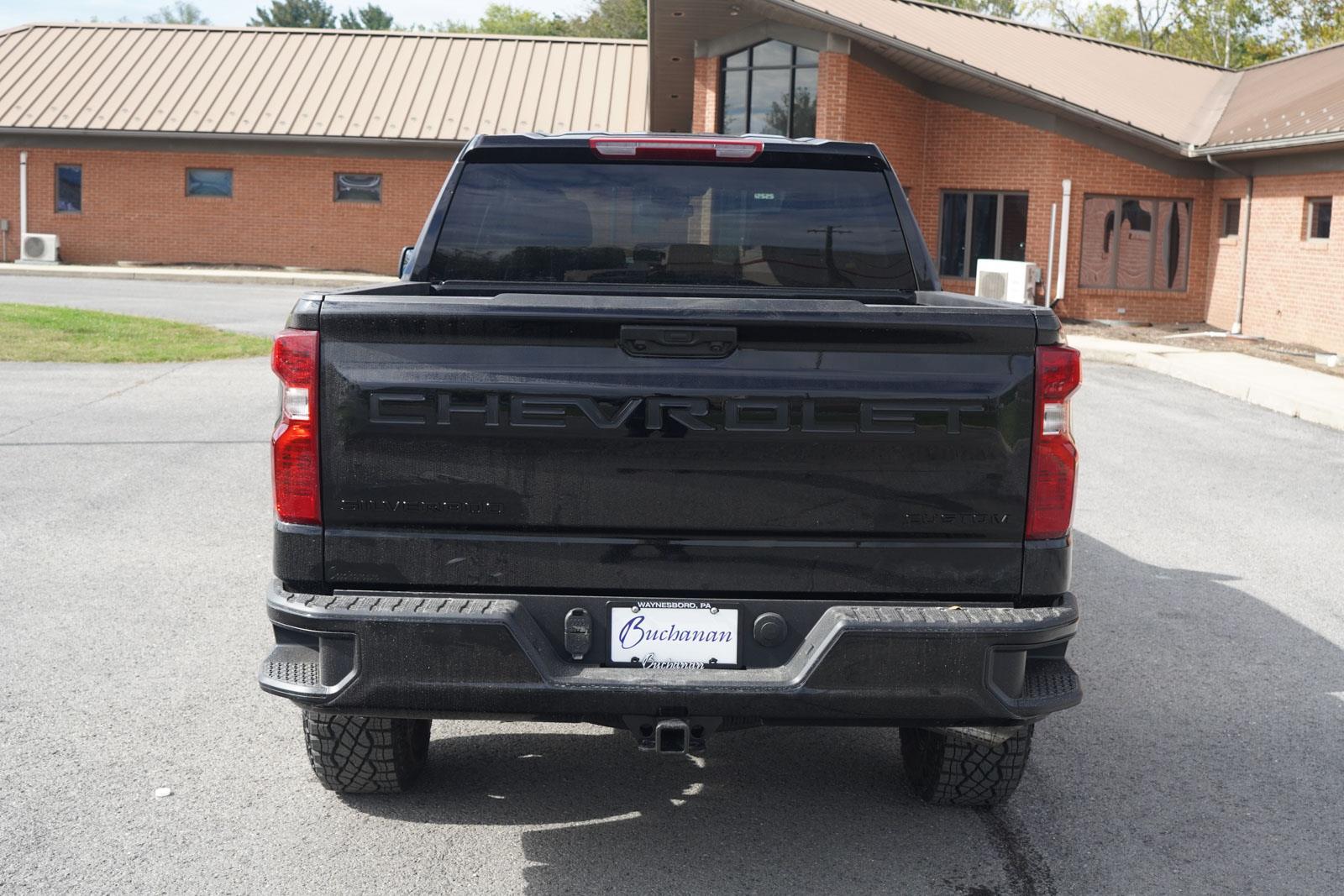 2026 Chevrolet Silverado 1500 Custom Trail Boss photo 3