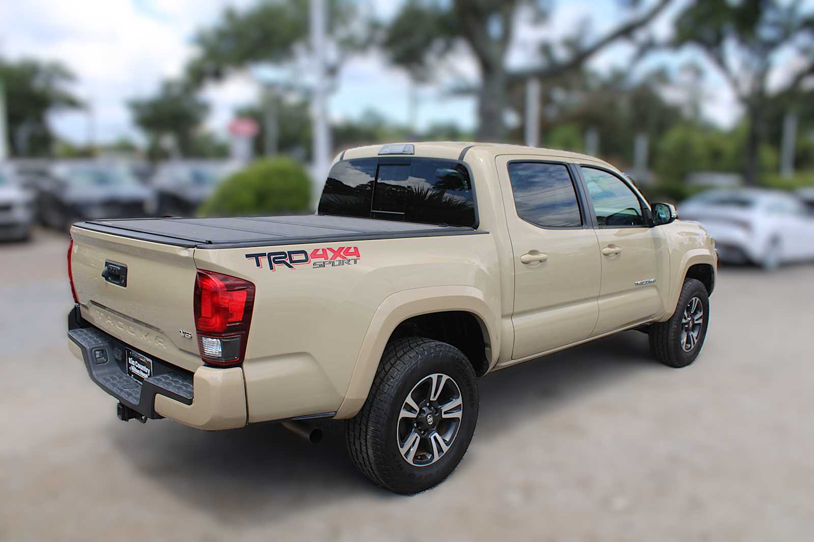 2019 Toyota Tacoma TRD Sport photo 7