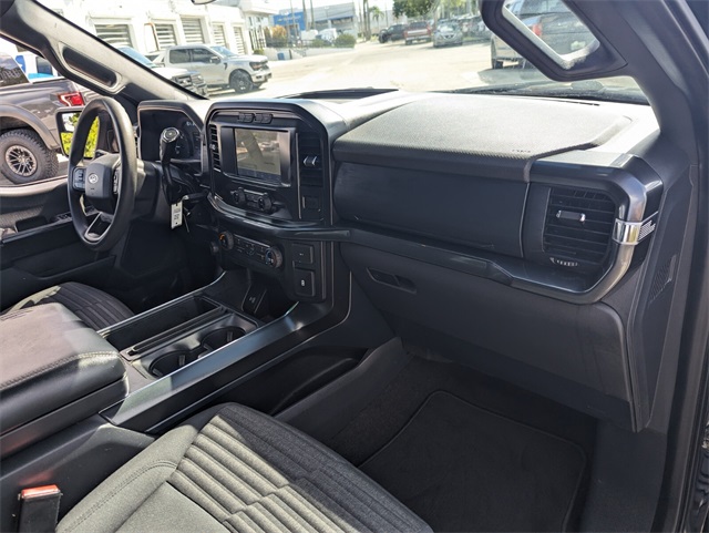 2021 Ford F-150 XL photo 16