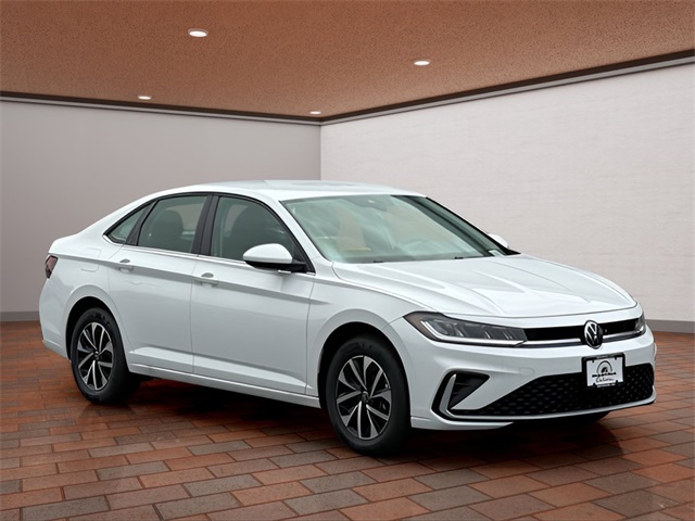 2025 Volkswagen Jetta S's photo