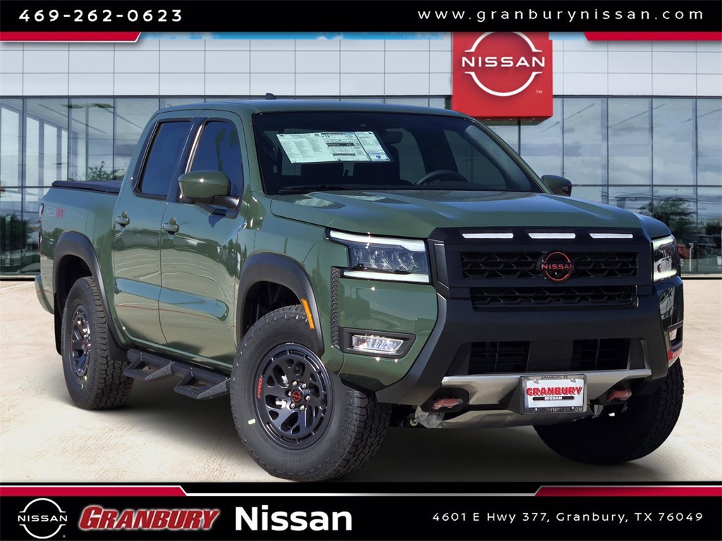 2026 Nissan Frontier PRO-4X's photo