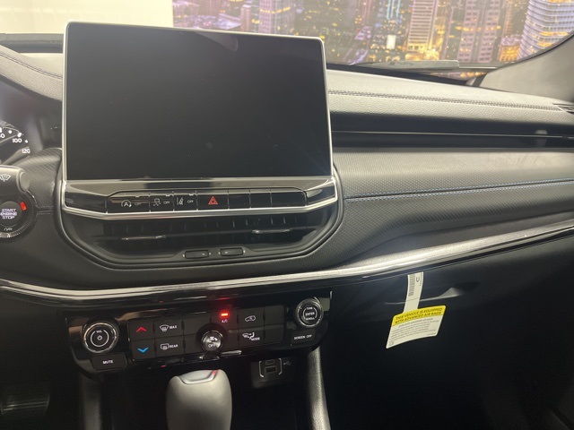 2026 Jeep Compass Latitude photo 13