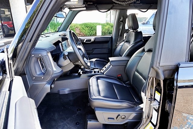 Used 2025 Black Ford Outer Banks image 13