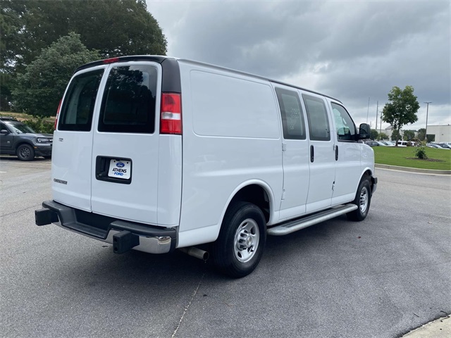 2024 Chevrolet Express 2500 Work Van Cargo photo 2