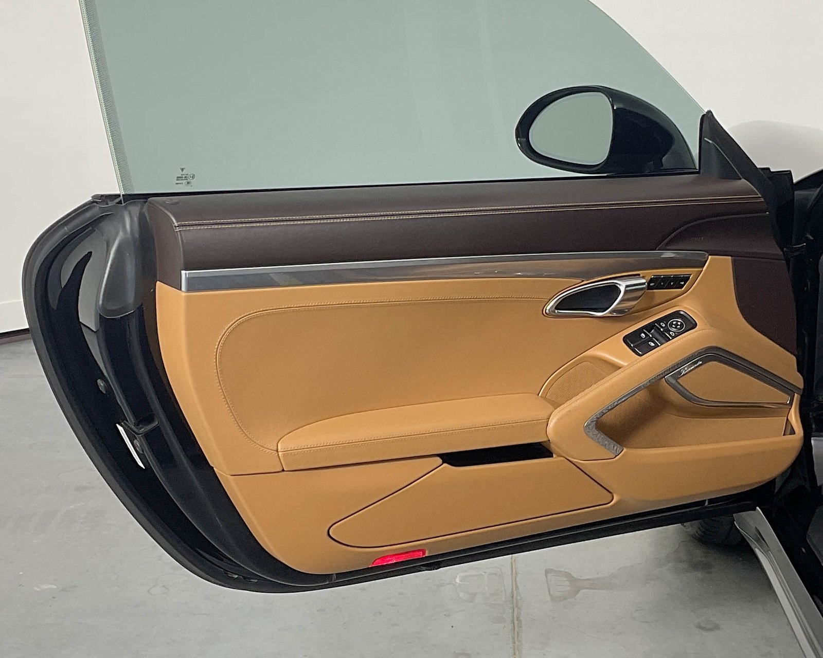 2015 Porsche 911 Turbo photo 14