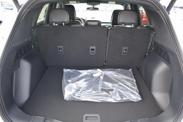 2025 Ford Escape ST-Line photo 17