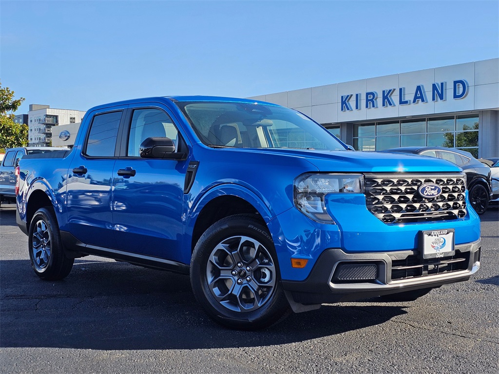 2025 Ford Maverick XLT's photo