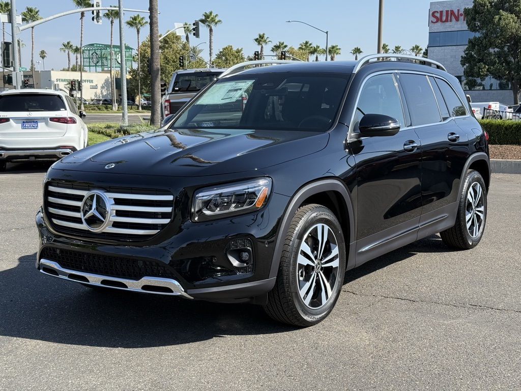 2026 Mercedes Benz GLB 250 photo 3