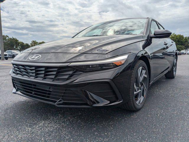 2025 Hyundai Elantra SEL Sport photo 9