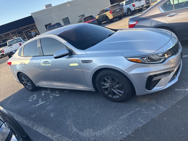 2019 Kia Optima LX photo 3