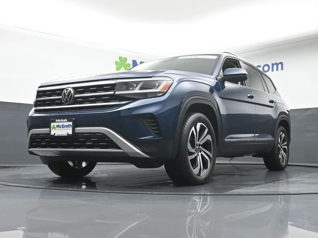 2022 Volkswagen Atlas SEL photo 4