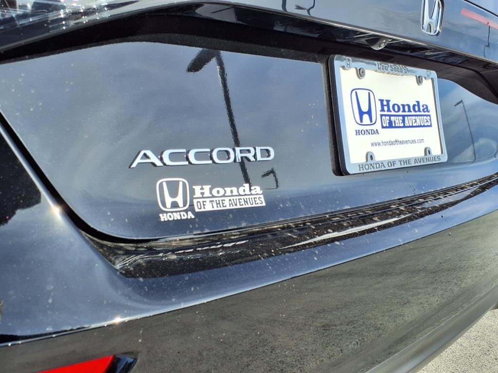 2025 Honda Accord LX photo 28