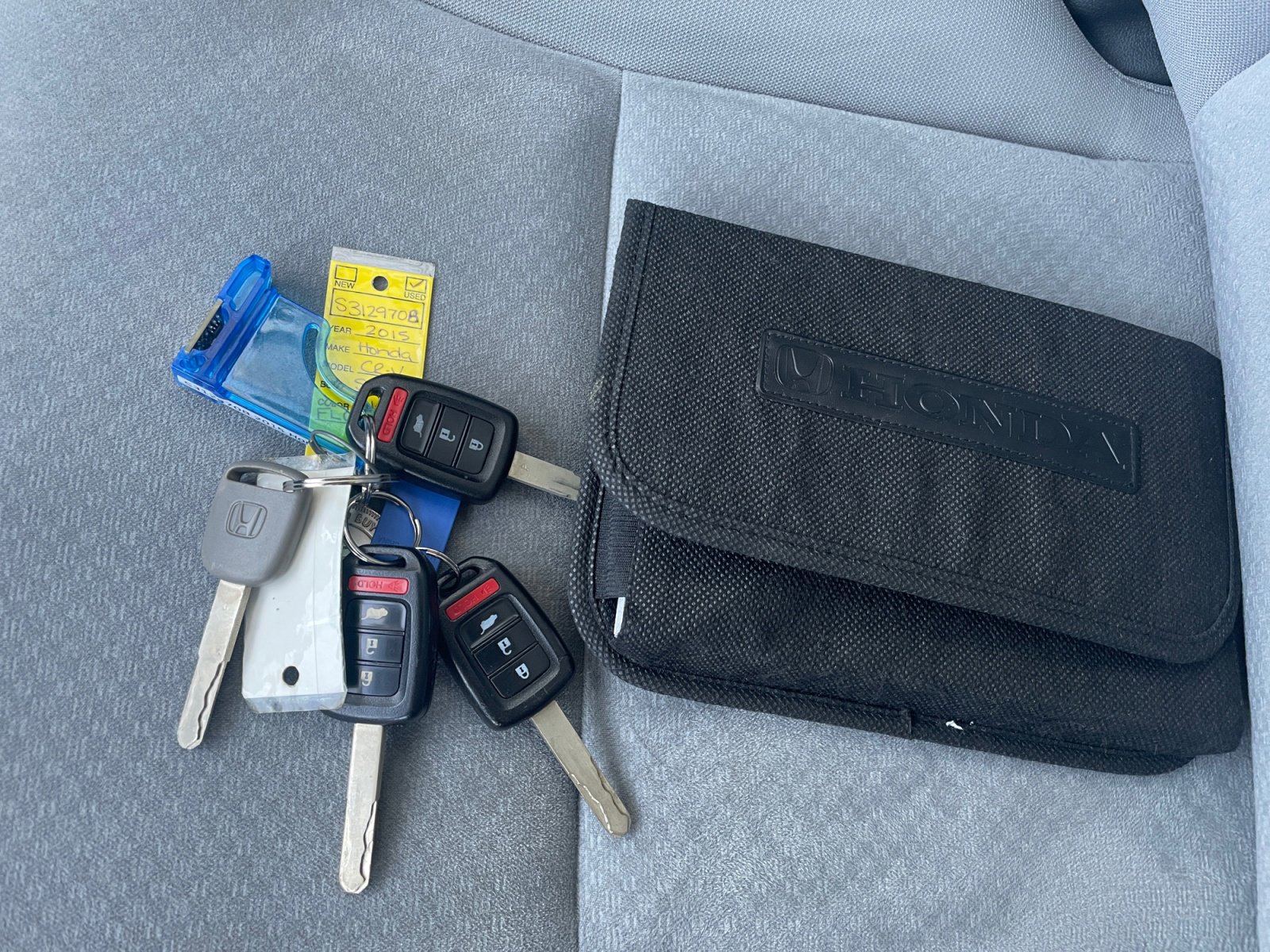 2015 Honda CR-V LX photo 4