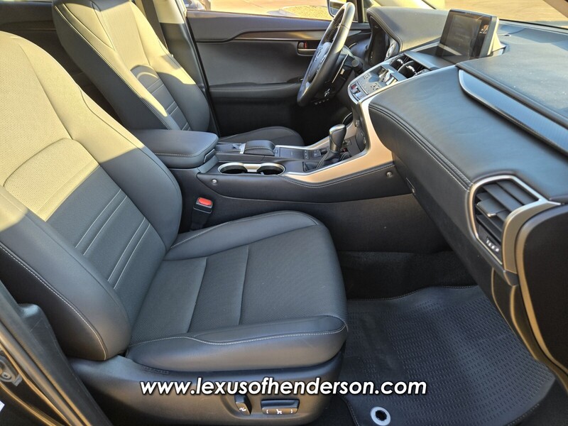 2021 Lexus NX 300h AWD photo 16