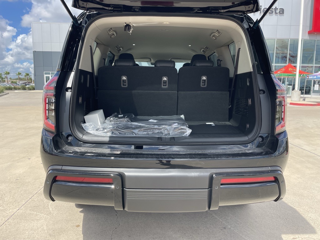 2026 Nissan Armada SV photo 3