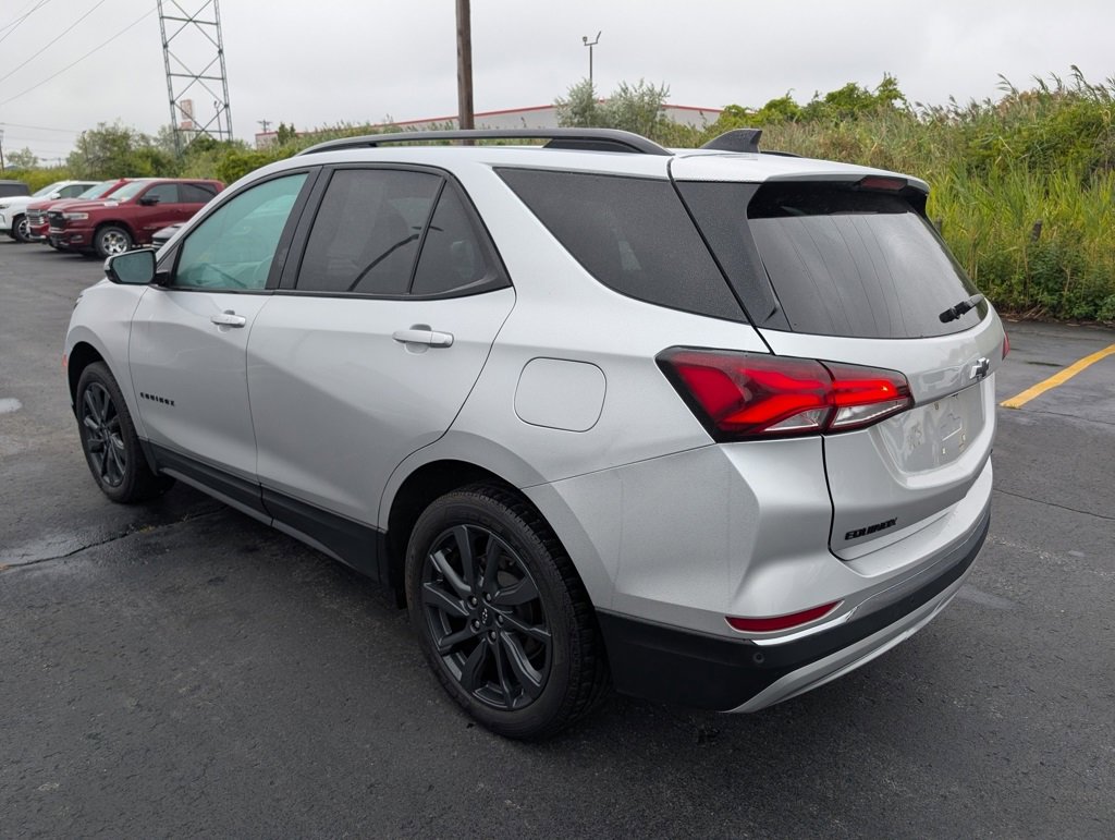 2022 Chevrolet Equinox RS photo 4