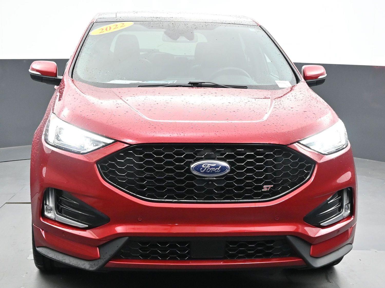 2022 Ford Edge ST photo 2