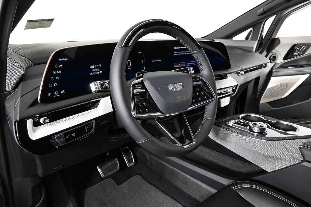 2025 Cadillac Optiq Sport photo 4