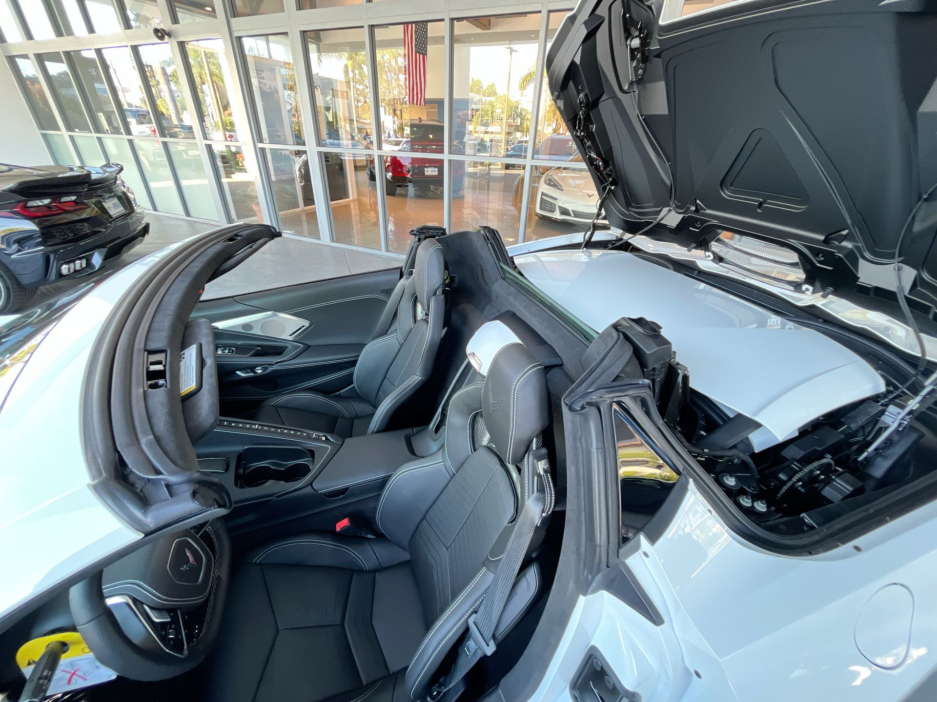 2025 Chevrolet Corvette Stingray 3LT photo 16