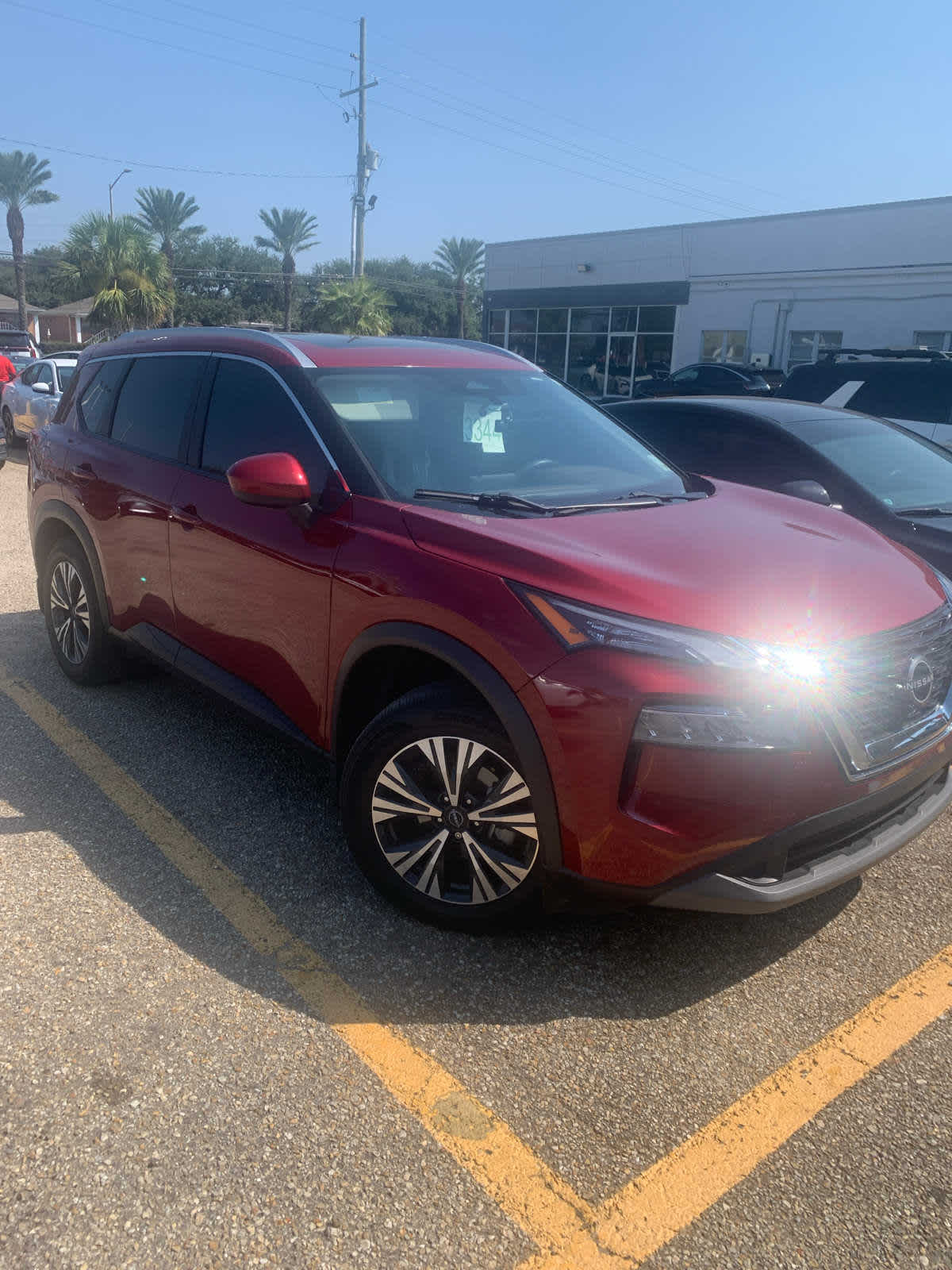 2023 Nissan Rogue SV photo 2