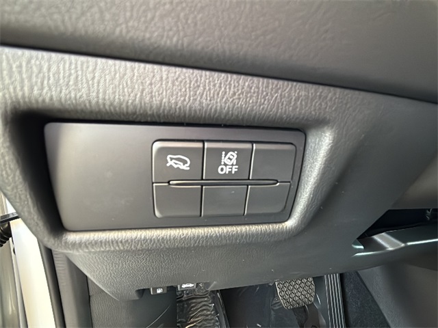 2025 Mazda CX-5 2.5 Select photo 28