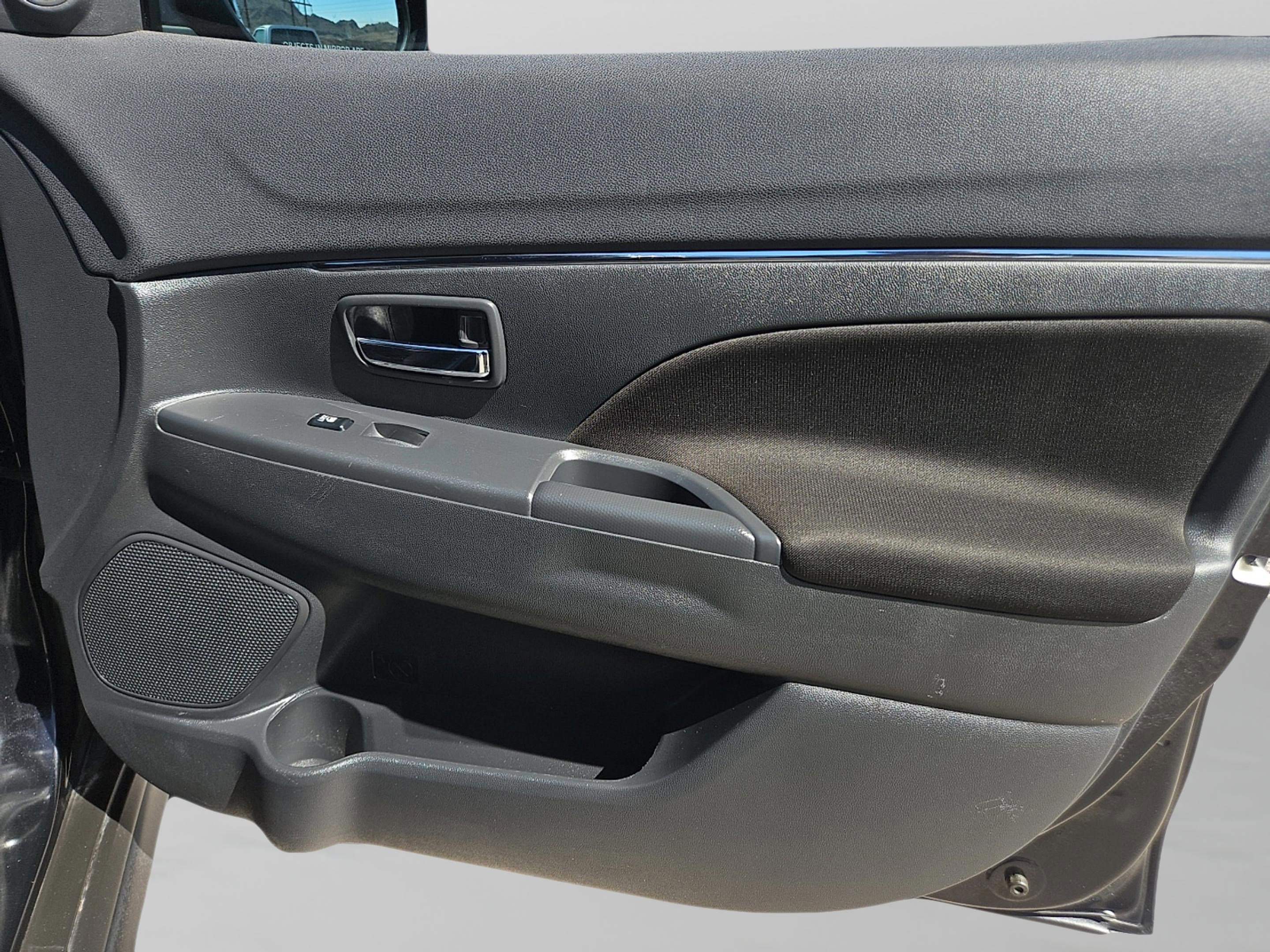 2022 Mitsubishi Outlander Sport SE photo 19