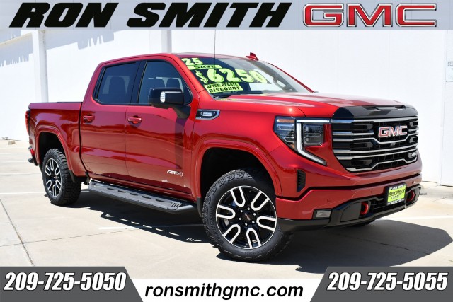 2025 GMC Sierra 1500 AT4