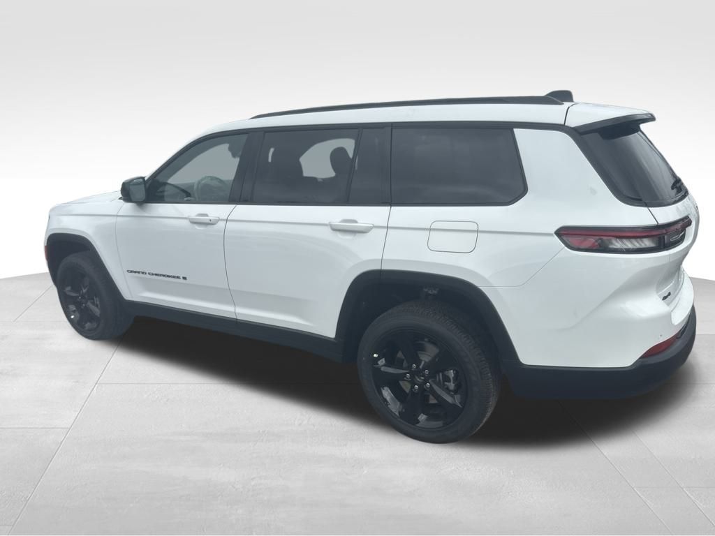 2025 Jeep Grand Cherokee Altitude X photo 11